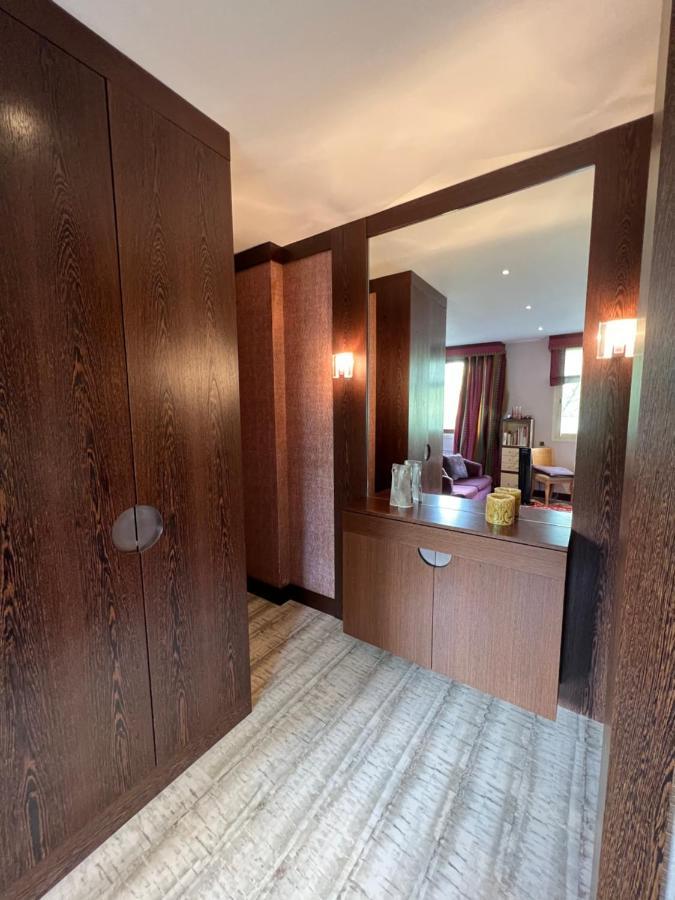 Studio Dans Le Quartier Luxe Ньой сюр Сен Екстериор снимка